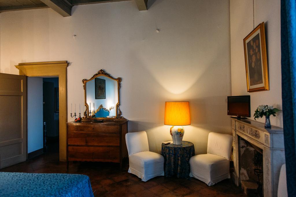 Bed and Breakfast Castello Del Capitano Delle Artiglierie Castrocaro Terme e Terra del Sole Zimmer foto